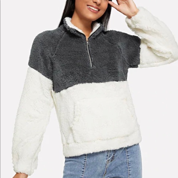 🌟Color block teddy sweater - Picture 2 of 4